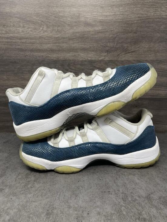 Air Jordan 11 Retro Low Snakeskin Sneakers Mens Size 10.5 Navy Blue Lot CD6846 main image 5